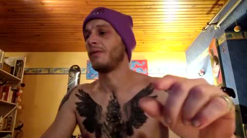 Snapshot of billy_fingercut chatting on January 31, 4:27 pm Billy FingerCut online show from January 31, 4:27 pm