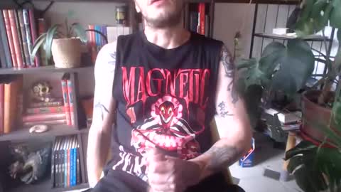 Snapshot of billy_fingercut chatting on October 4, 9:40 am Billy FingerCut online show from October 4, 9:40 am
