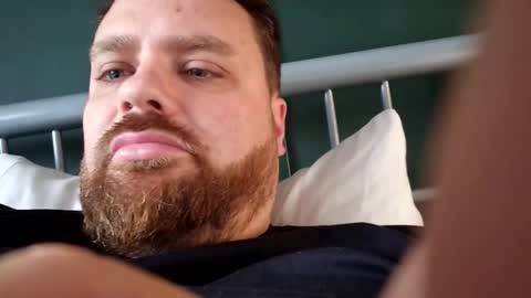 Snapshot of billybd chatting on November 6, 9:21 am Billybd online show from November 6, 9:21 am