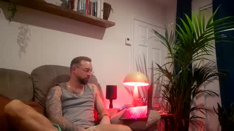 Snapshot of billyhendo chatting on September 29, 6:13 pm Billyboy online show from September 29, 6:13 pm