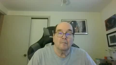 Snapshot of bink195234 chatting on January 11, 6:54 pm Bink195234 online show from January 11, 6:54 pm