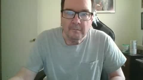 Snapshot of bink195234 chatting on November 29, 7:06 pm Bink195234 online show from November 29, 7:06 pm