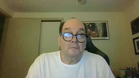 Snapshot of bink195234 chatting on January 6, 7:06 pm Bink195234 online show from January 6, 7:06 pm