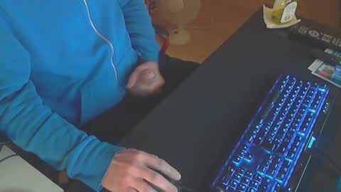 Snapshot of biparislove chatting on March 3, 6:55 pm BigDick online show from March 3, 6:55 pm