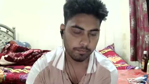 birbikrom104 online show from May 7, 6:02 pm