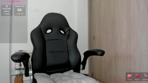 Biscuit oliva online show from September 30, 3:11 am