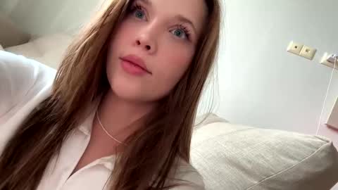 Ann Braslowsky online show from January 6, 9:19 am