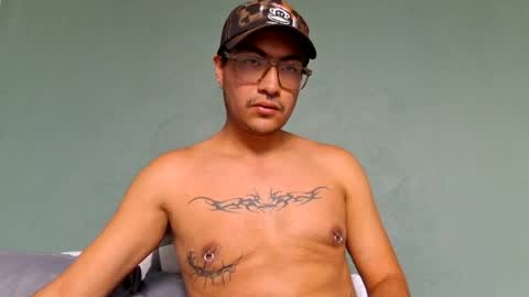 bittersweet_guy_ online show from August 9, 5:51 pm