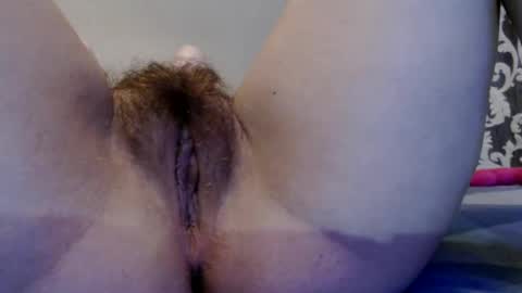 Snapshot of bivolarut30 chatting on January 24, 9:58 pm if you love pussy give 1 token - im a poor girl any token counts-my shop video pussy virgina hairy pussy 1 token online show from January 24, 9:58 pm