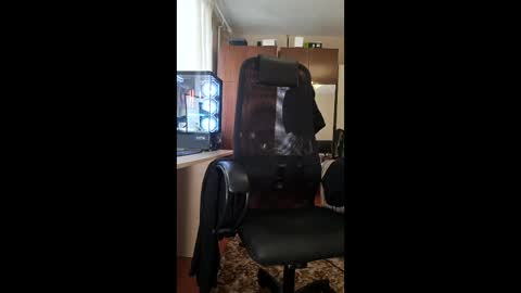 Snapshot of biytwert chatting on January 10, 5:42 am biytwert online show from January 10, 5:42 am