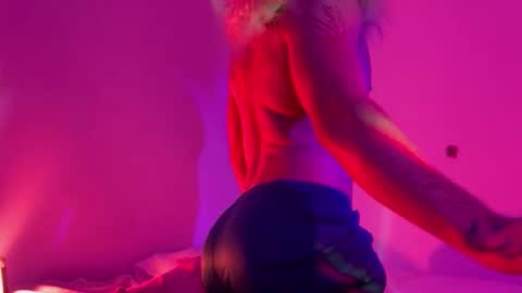 Snapshot of bizarr_o chatting on September 23, 11:30 pm bizarr_o online show from September 23, 11:30 pm