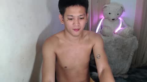 Snapshot of bj_alex31 chatting on October 22, 4:18 pm alex online show from October 22, 4:18 pm