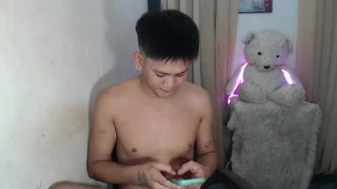 Snapshot of bj_alex31 chatting on October 27, 6:50 am alex online show from October 27, 6:50 am