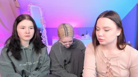 Julia online show from January 28, 8:36 pm