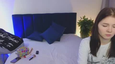 Julia online show from February 3, 8:24 am