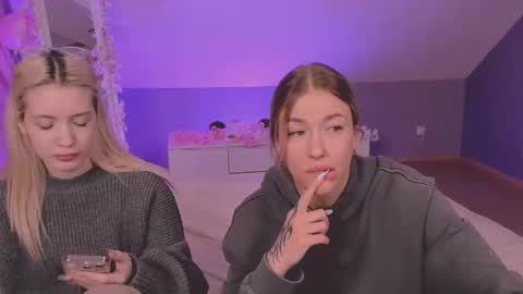 Julia online show from February 9, 11:57 pm