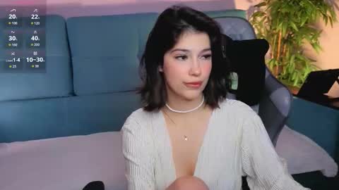 Julia online show from October 5, 9:34 pm