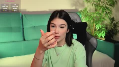 Julia online show from October 23, 6:13 am