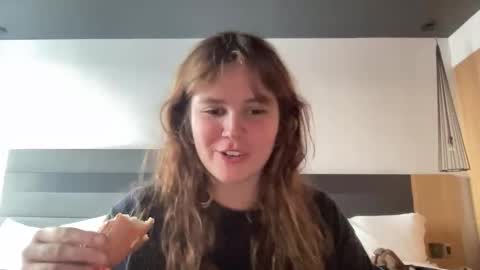 bkws985 online show from March 15, 8:48 pm