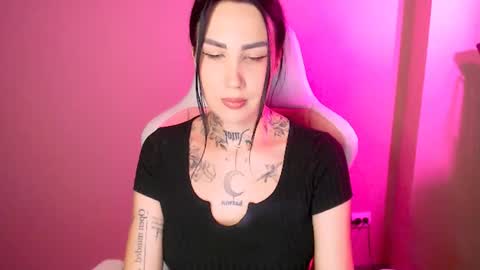 Snapshot of blablablablagirl chatting on July 7, 6:23 pm blablablablagirl online show from July 7, 6:23 pm