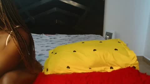 Snapshot of black_african_queen chatting on September 12, 6:46 am Queen online show from September 12, 6:46 am