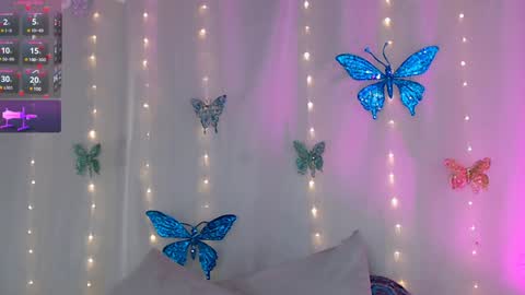 Snapshot of black_dar_ chatting on February 2, 11:40 am Sara online show from February 2, 11:40 am