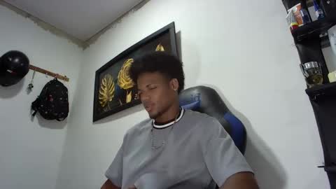 tu morenito online show from February 28, 1:47 am