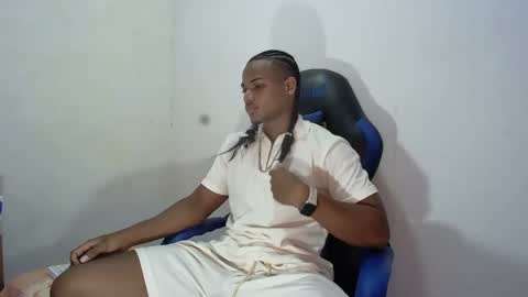 tu morenito online show from September 13, 5:57 pm