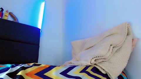 Snapshot of black_fire_sweet chatting on October 16, 12:33 am black_fire_sweet online show from October 16, 12:33 am