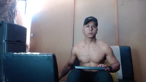 black_hot26 online show from January 7, 1:03 pm