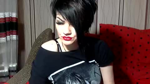 black_hot_01 online show from February 1, 6:43 am