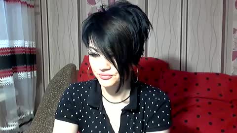 black_hot_01 online show from February 7, 5:52 am