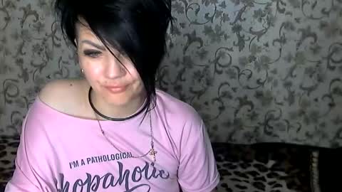 black_hot_01 online show from September 28, 9:42 pm