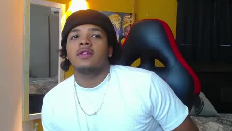 black_king_241 online show from February 23, 6:23 pm