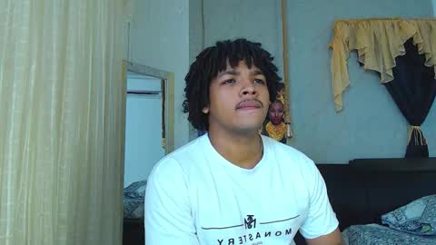 black_king_241 online show from September 23, 2:36 am