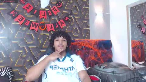 black_king_241 online show from October 20, 3:29 am