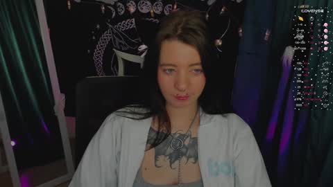  Black Kittie    Wednesday - 1300 - 1900 GMT help me get 100 thumbs up online show from December 24, 4:51 pm