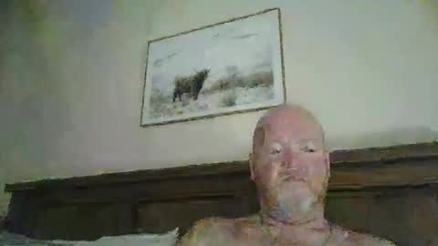 Snapshot of black_n_white4 chatting on January 18, 10:28 pm black_n_white4 online show from January 18, 10:28 pm