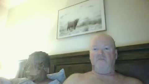 Snapshot of black_n_white4 chatting on January 30, 11:01 am black_n_white4 online show from January 30, 11:01 am