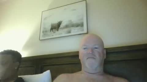 Snapshot of black_n_white4 chatting on January 13, 10:20 am black_n_white4 online show from January 13, 10:20 am