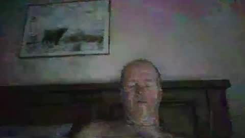 Snapshot of black_n_white4 chatting on March 21, 10:57 pm black_n_white4 online show from March 21, 10:57 pm