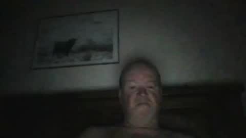 Snapshot of black_n_white4 chatting on March 23, 8:35 pm black_n_white4 online show from March 23, 8:35 pm