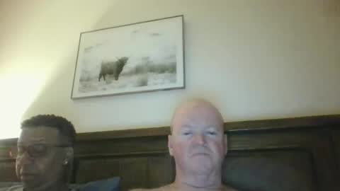 Snapshot of black_n_white4 chatting on April 18, 12:53 pm black_n_white4 online show from April 18, 12:53 pm