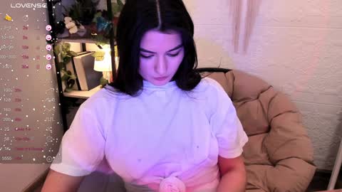 Snapshot of black_pant3r chatting on January 17, 5:42 am Mon Mon online show from January 17, 5:42 am