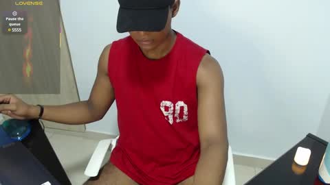 Snapshot of black_penis22 chatting on February 13, 3:18 am black_penis22 online show from February 13, 3:18 am