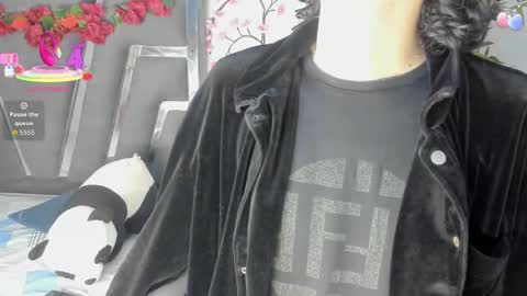 Snapshot of black_rose02 chatting on September 23, 11:35 am B L A C K  R O S E  online show from September 23, 11:35 am