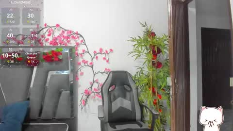 Snapshot of black_rose02 chatting on October 23, 11:20 am B L A C K  R O S E  online show from October 23, 11:20 am