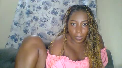 Dee online show from August 7, 2:02 am