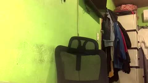 Snapshot of blackasiancockts chatting on November 13, 1:37 am Crystal online show from November 13, 1:37 am