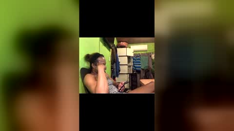 Snapshot of blackasiancockts chatting on December 22, 6:38 pm Crystal online show from December 22, 6:38 pm